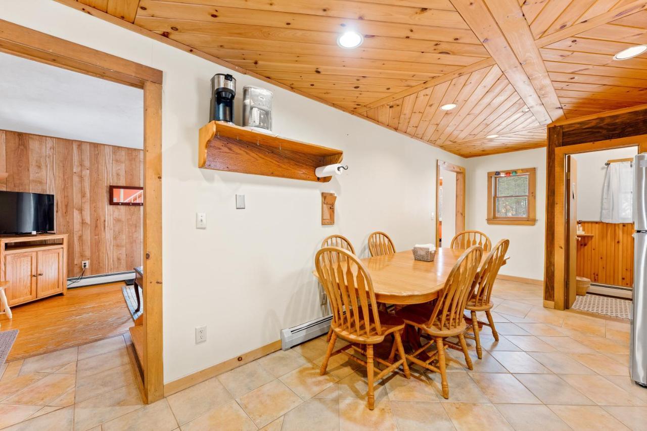 River Road Treehouse Retreat Warrensburg ภายนอก รูปภาพ